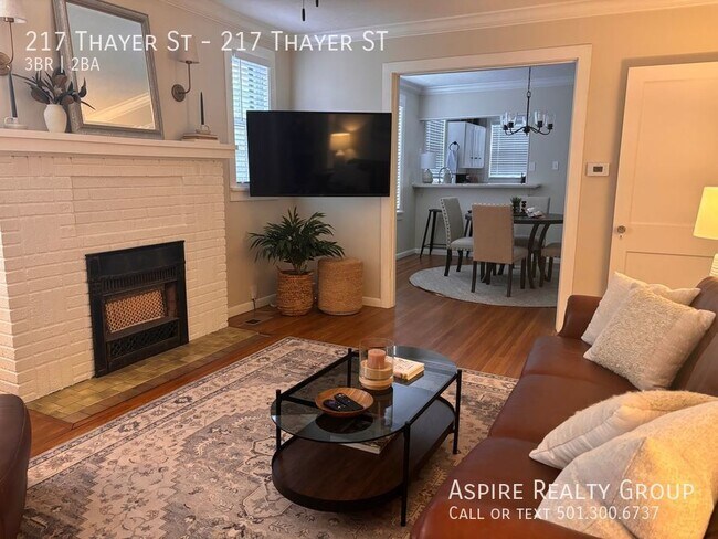 Building Photo - 217 Thayer St