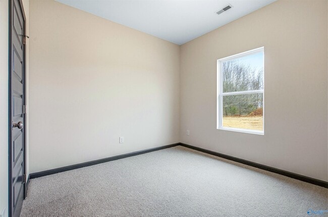 Building Photo - 292 Tercel Dr