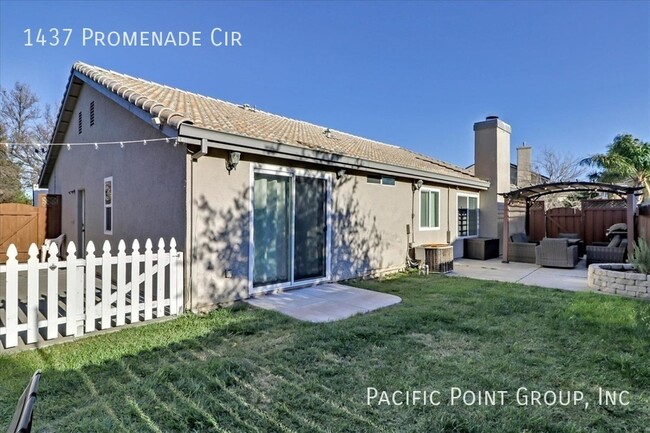 Building Photo - 1437 Promenade Cir