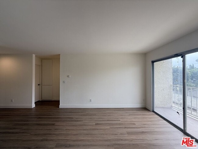 Building Photo - 523 Ashland Ave