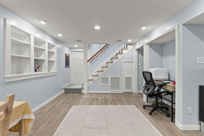 Building Photo - 309 Greenbriar Rd