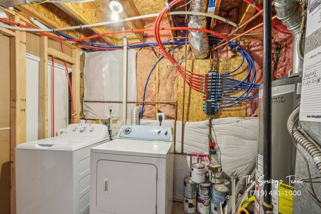 Building Photo - CHARMING 4-BEDROOM HOME NEAR FORT CARSON IN GLEN AT WIDEFIELD - Security Deposit Waiver Available