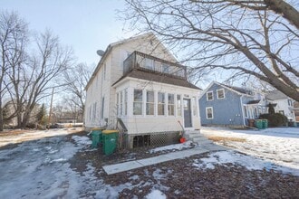 Building Photo - 1516/1520 E Hawthorne Ave