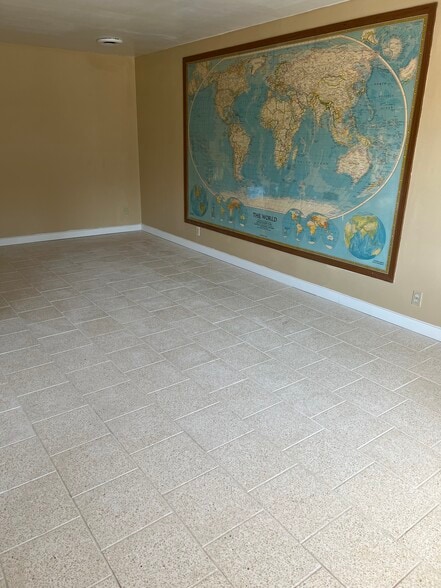 Large map room - 1025 N Main St