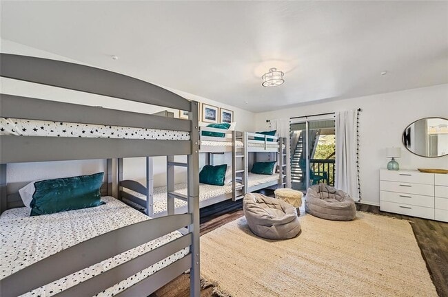 Building Photo - 115 Comanche Dr