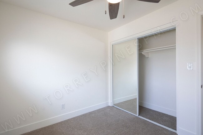 Building Photo - Spacious 4 Bedroom, 2 Bath Home with Priva...