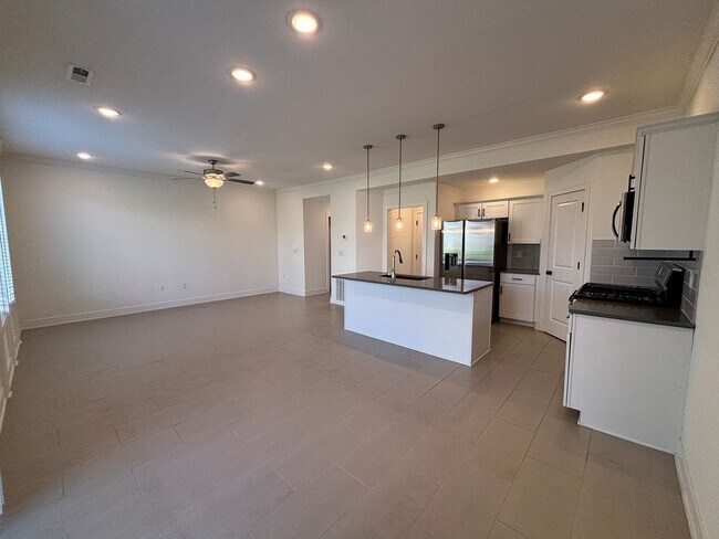 Building Photo - 3 BR/2.5BA | Newly Renovated Single Family Home | 2-Car Covered Parking | In Park Hill Schools