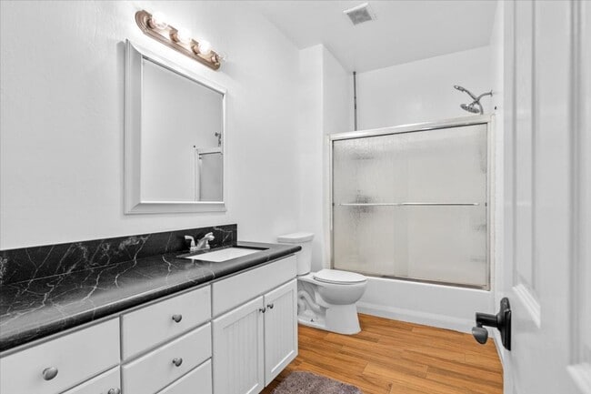 Building Photo - Stallion Springs Home!