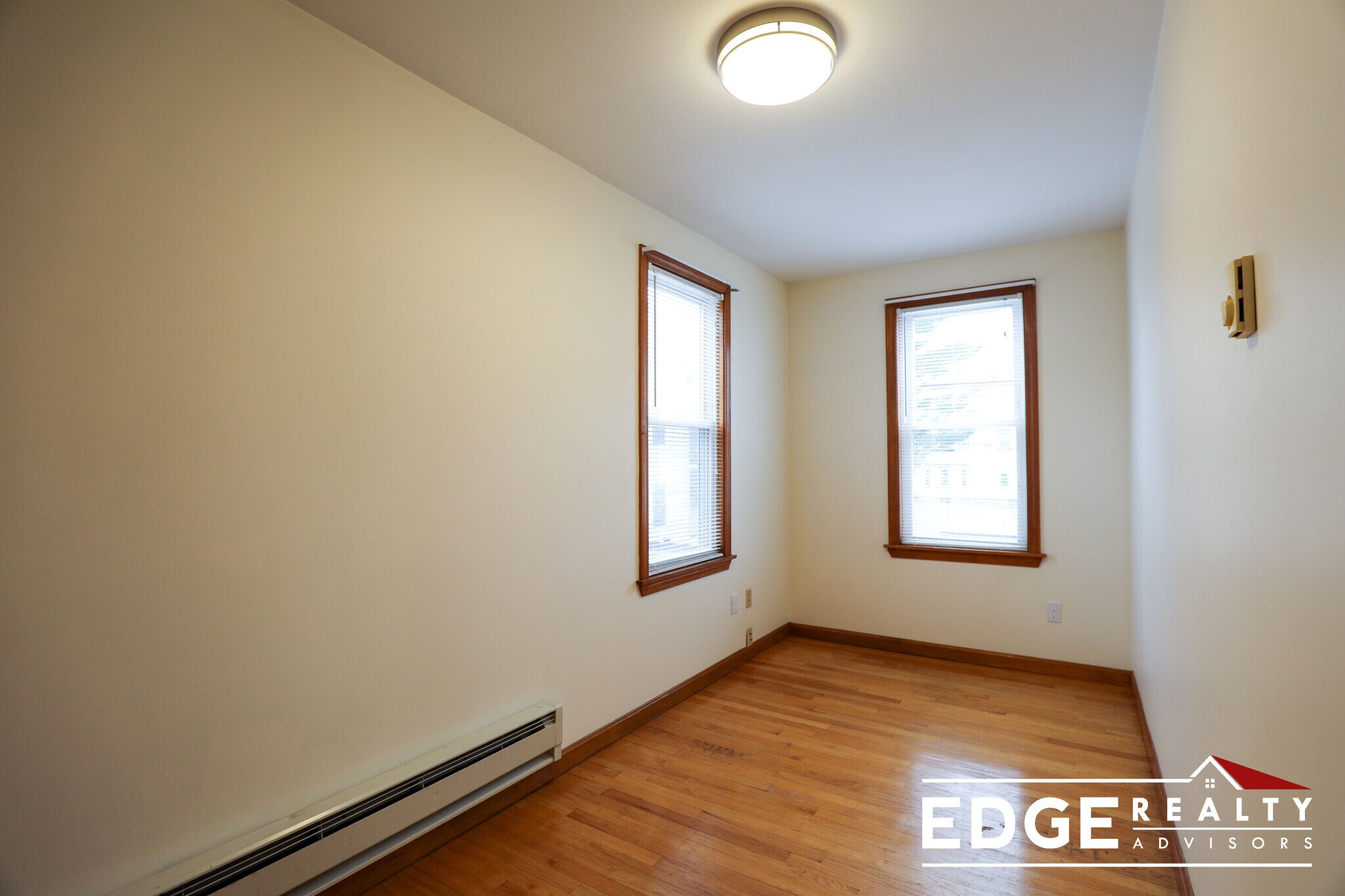 Building Photo - 12 Montcalm Ave