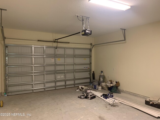 Building Photo - 5871 Collins Rd