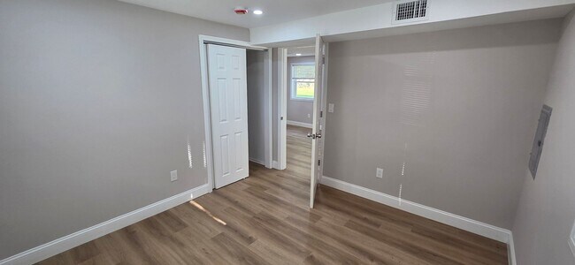 Building Photo - A Spacious 4 bedroom house for Rent !!!