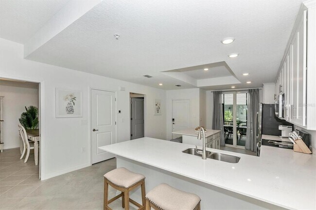 Building Photo - 12520 Galapagos Ct
