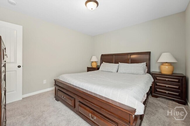 Building Photo - 3 Swallow Tail Cir
