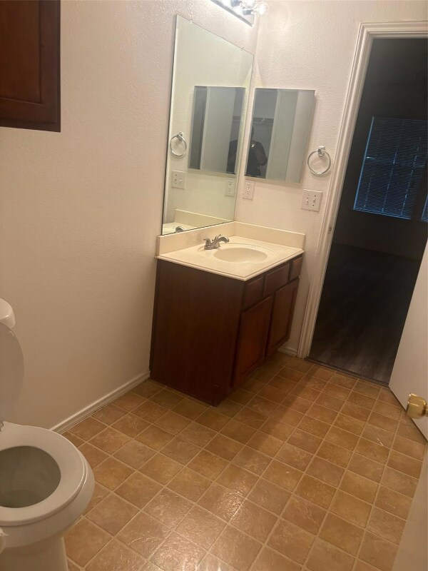 Building Photo - 6630 Tealglen Dr
