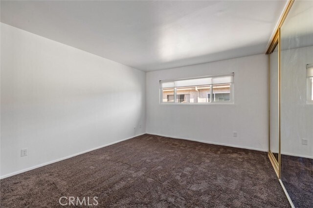 Building Photo - 5412 Lindley Ave