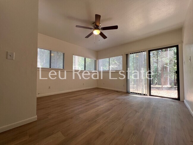 Building Photo - 4844 Golden St