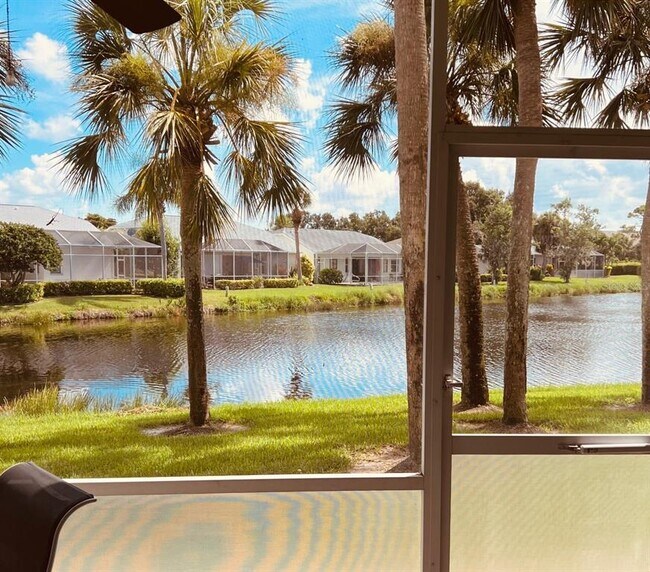 Building Photo - 9300 Clubside Cir