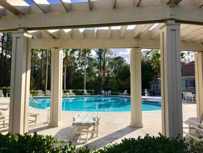 Building Photo - The Villas of Timberlin Park. Southside Co...