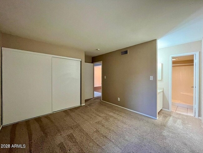 Building Photo - 1701 W Tuckey Ln