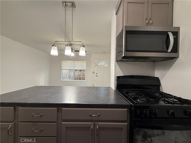 Building Photo - 816 Belmont Ave