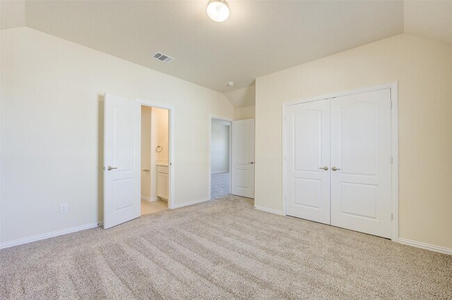 Building Photo - 10902 Granite Chief Dr