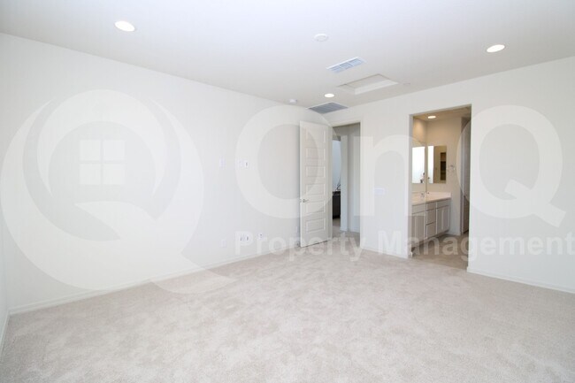 Building Photo - 13769 W Forest Pleasant Pl