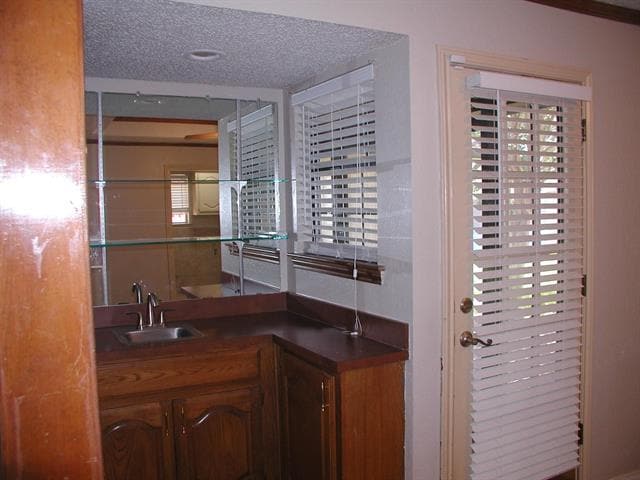 Building Photo - 908 Spring Brook Dr