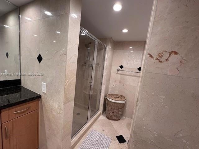 Building Photo - 1717 N Bayshore Dr