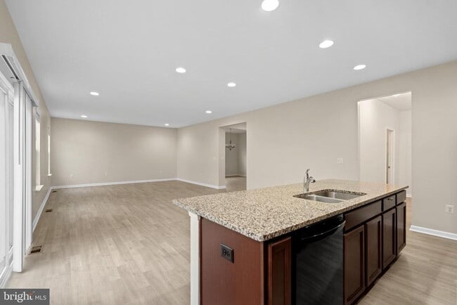Building Photo - 290 Norland Knoll Dr