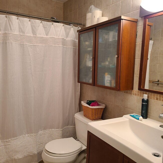 Building Photo - 2-58 Virginia Dr