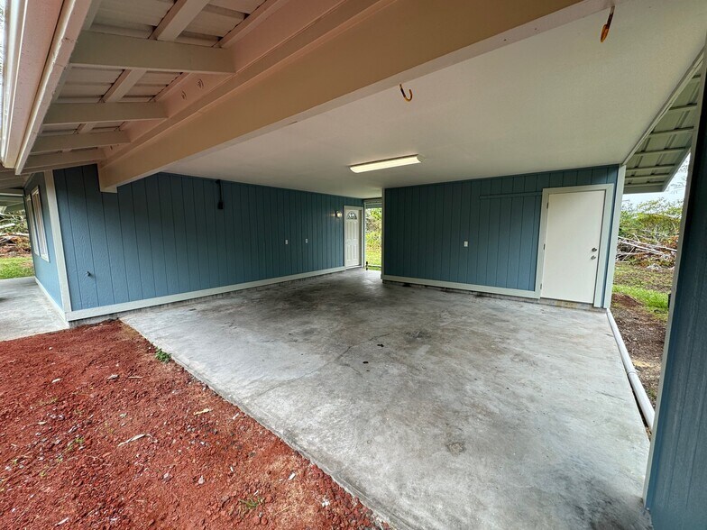 Building Photo - 15-1519-1519 Railroad Ave