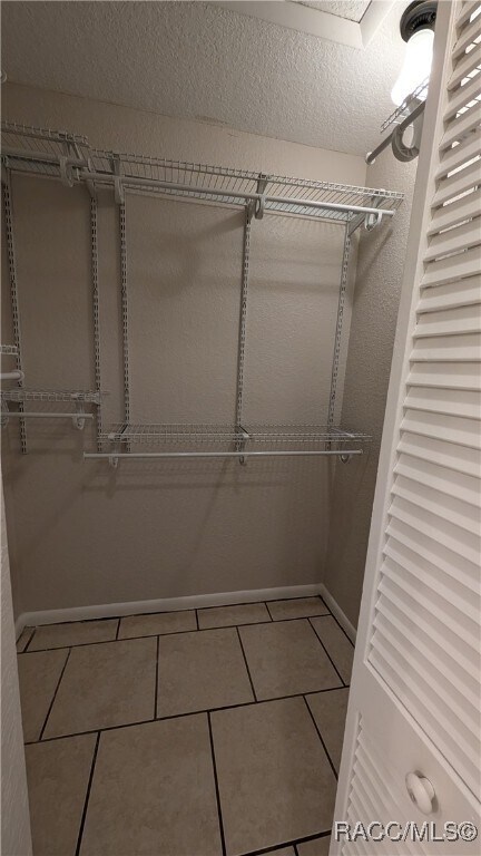 Building Photo - 5334 W Customer Ct