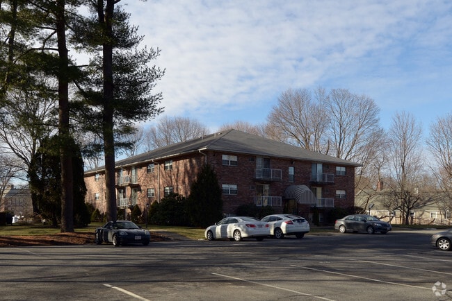 Building Photo - 121 North St