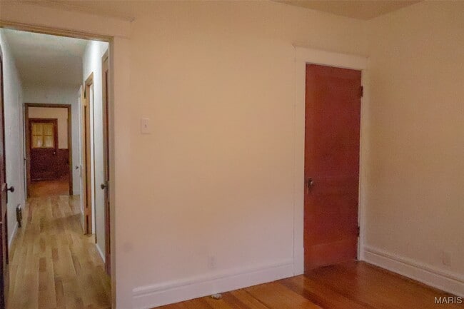 Building Photo - 6418 Hoffman Ave