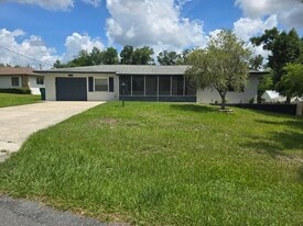 Building Photo - 412 Sunset Rd