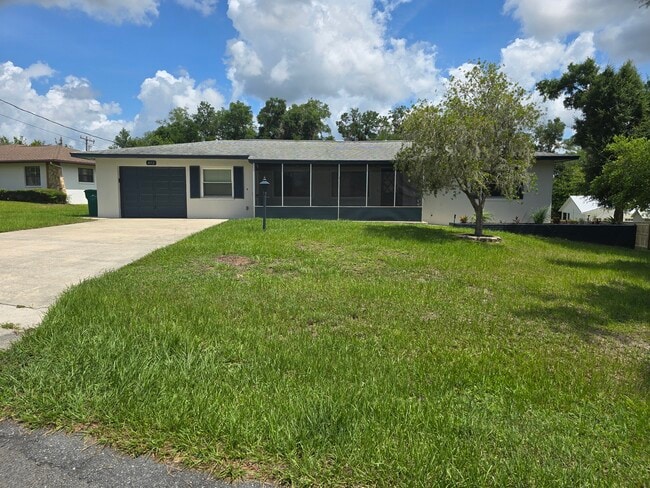 Building Photo - 412 Sunset Rd
