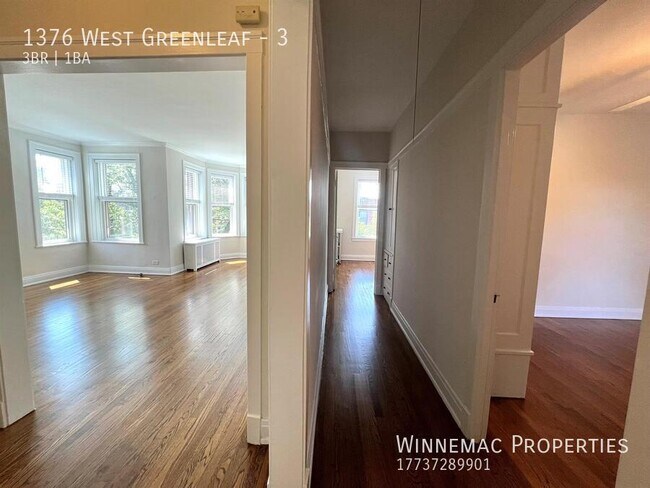Building Photo - 1376 West Greenleaf-3