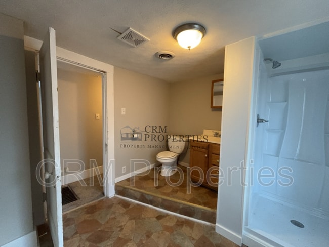 Building Photo - 409 W Morgan St