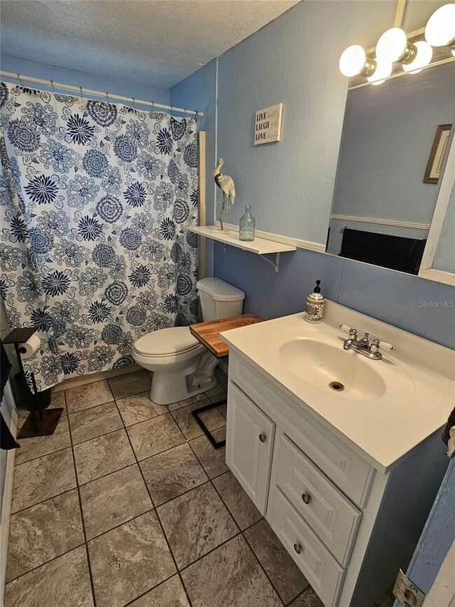 Building Photo - Regency Cove 55+ Gated Community - Charmin...