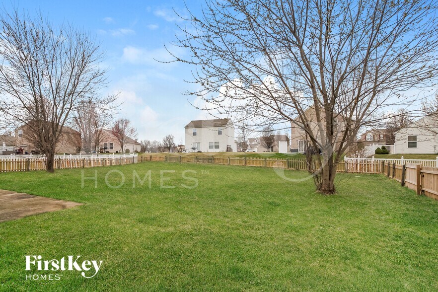 Building Photo - 330 Heftner Cir