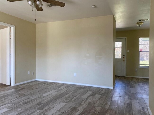 Building Photo - 2231 Palmera Cove