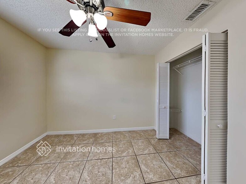 Building Photo - 15671 SW 143rd Ave