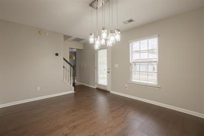 Building Photo - Available Immediately!