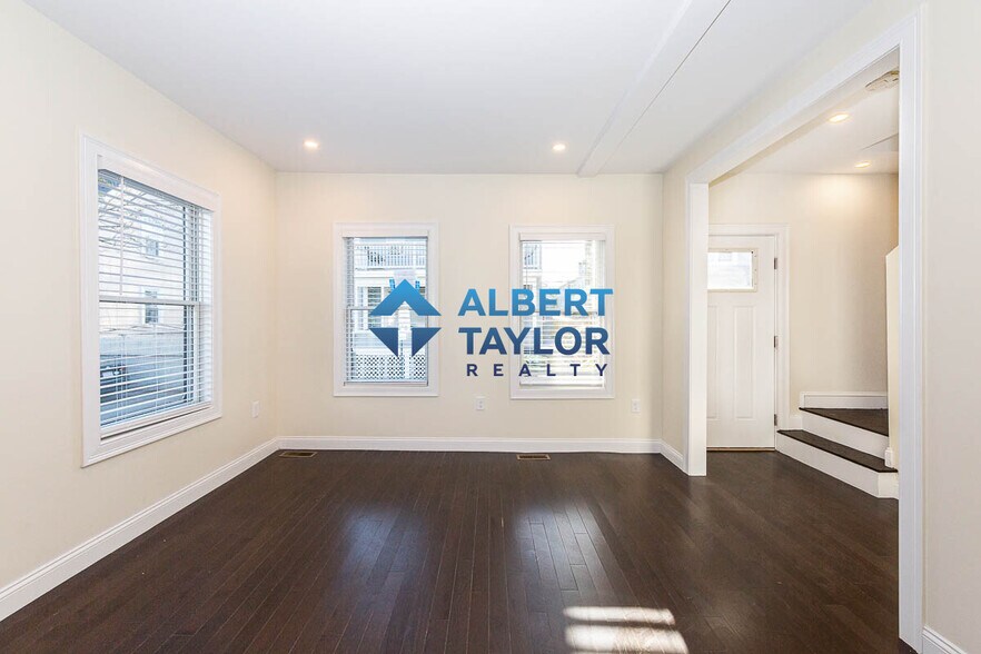 Building Photo - 5 Malvern Ter