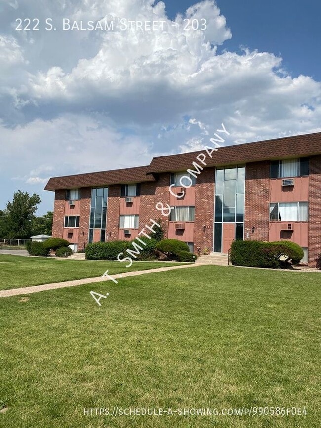 Building Photo - 222 S Balsam St