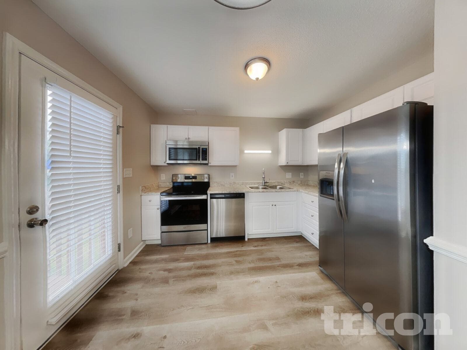 Building Photo - 624 Convexa Ct