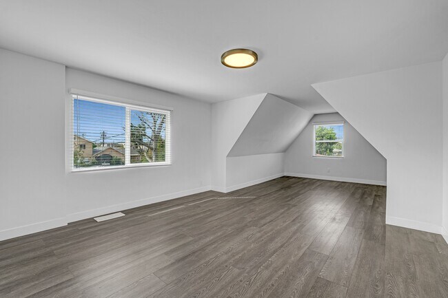 Building Photo - 3052 Burton Ave