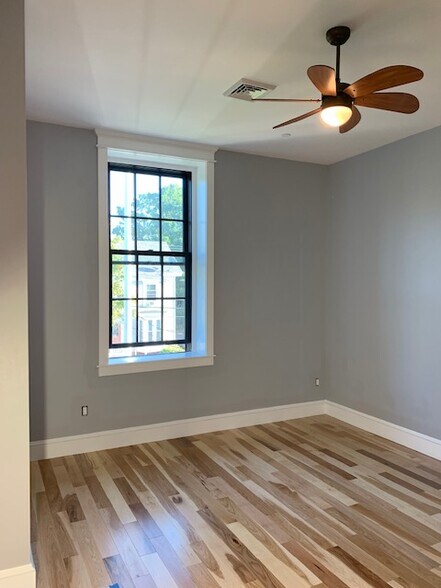 2nd Bed - 16 Pierce St