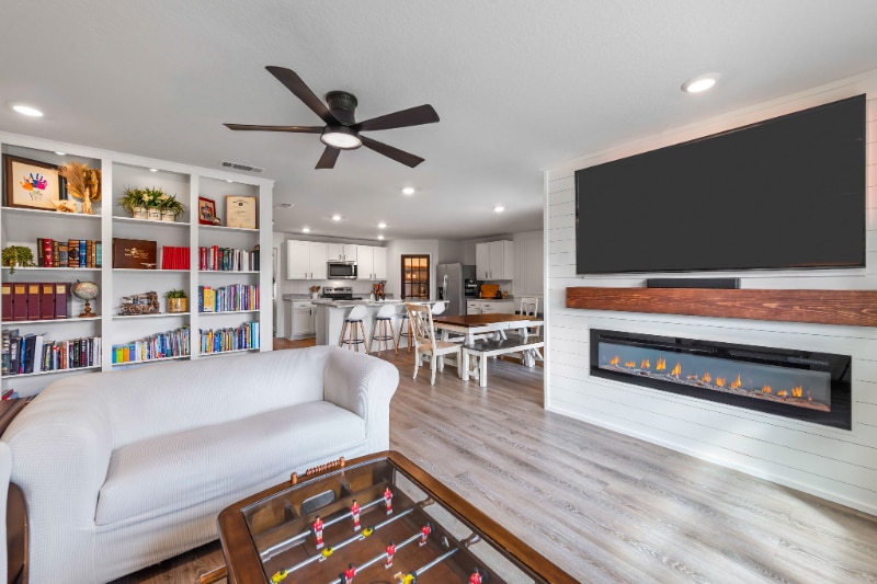 Building Photo - 5390 Peach Dr