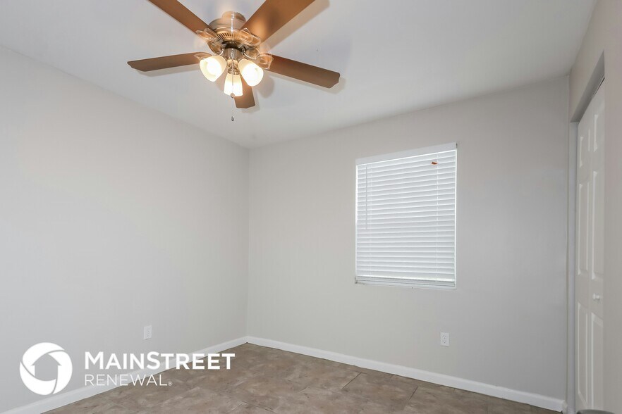 Building Photo - 1365 Savoyard Way